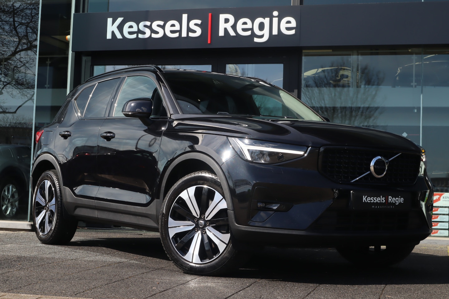 Volvo XC40 - 1.5 T5 Plug-in Plus Dark Memory H&K ACC Keyless Camera Leer Bliss CarPlay 19” Stuur/Stoelv - AutoWereld.nl
