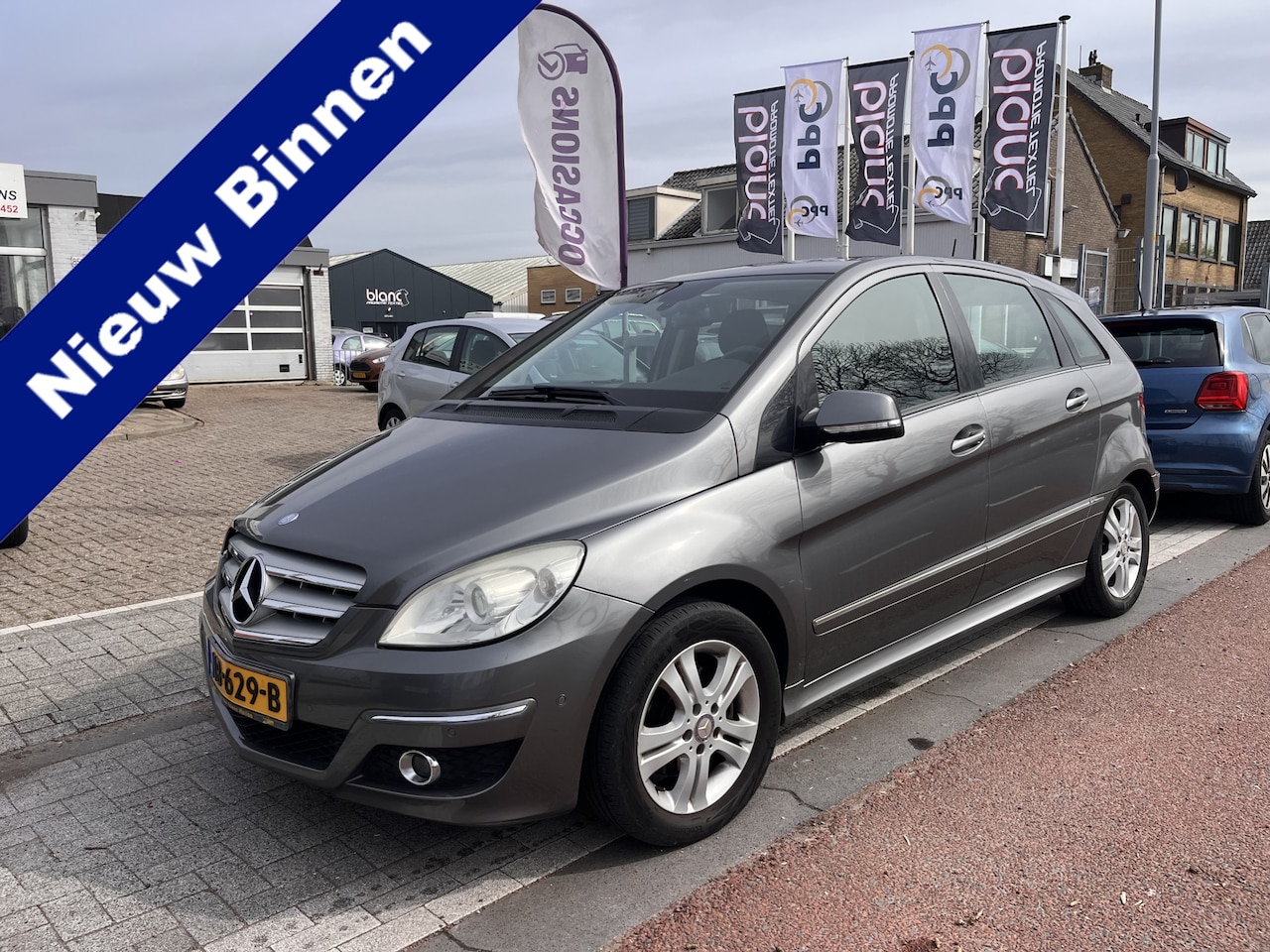 Mercedes-Benz B-klasse - 200 Automaat Pdc Stoelverw. Lmv Trekhaak . - AutoWereld.nl