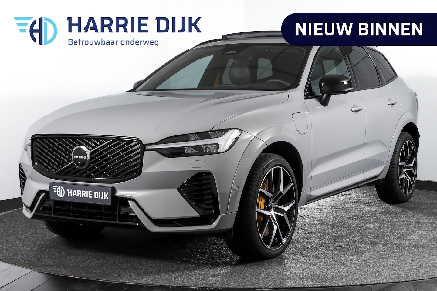 Volvo XC60 - 2.0 T8 Plug-in-hybrid AWD Polestar Engineered - Facelift MY26 | S/K-Panodak | Elek. Trekha - AutoWereld.nl