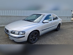 Volvo S60 - 2.4 Edition
