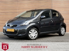 Toyota Aygo - 1.0-12V Comfort Airco / Radio / Telefoon / Dealer onderhouden