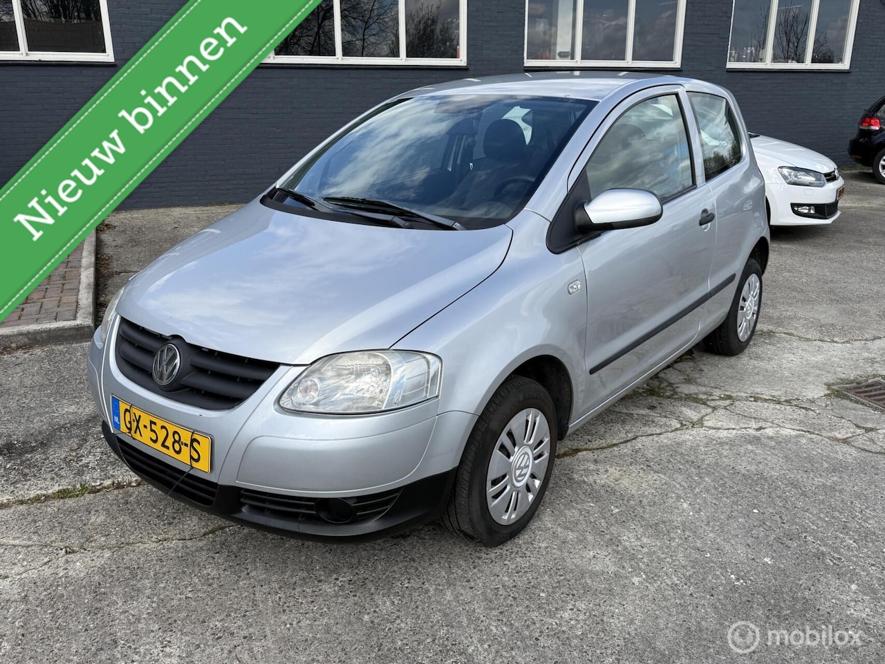 Volkswagen Fox - 1.2 Trendline bj 2006 AIRCO - ELEKTRISCHE RAMEN - Apk 02-2027 - AutoWereld.nl