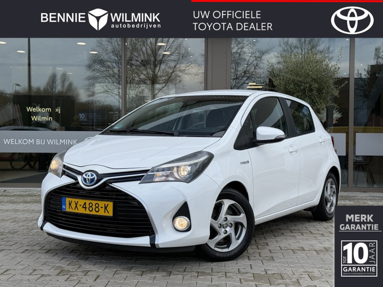 Toyota Yaris - 1.5 Hybrid Trend | Navigatie | Camera - AutoWereld.nl