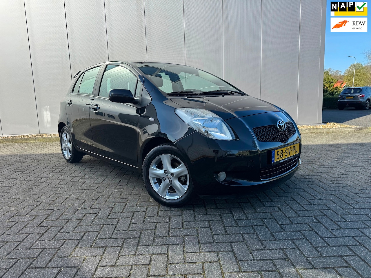 Toyota Yaris - 1.3 VVTi Luna|KEYLESS!|KLIMA|APK|LMV|5DRS|TRKHK - AutoWereld.nl