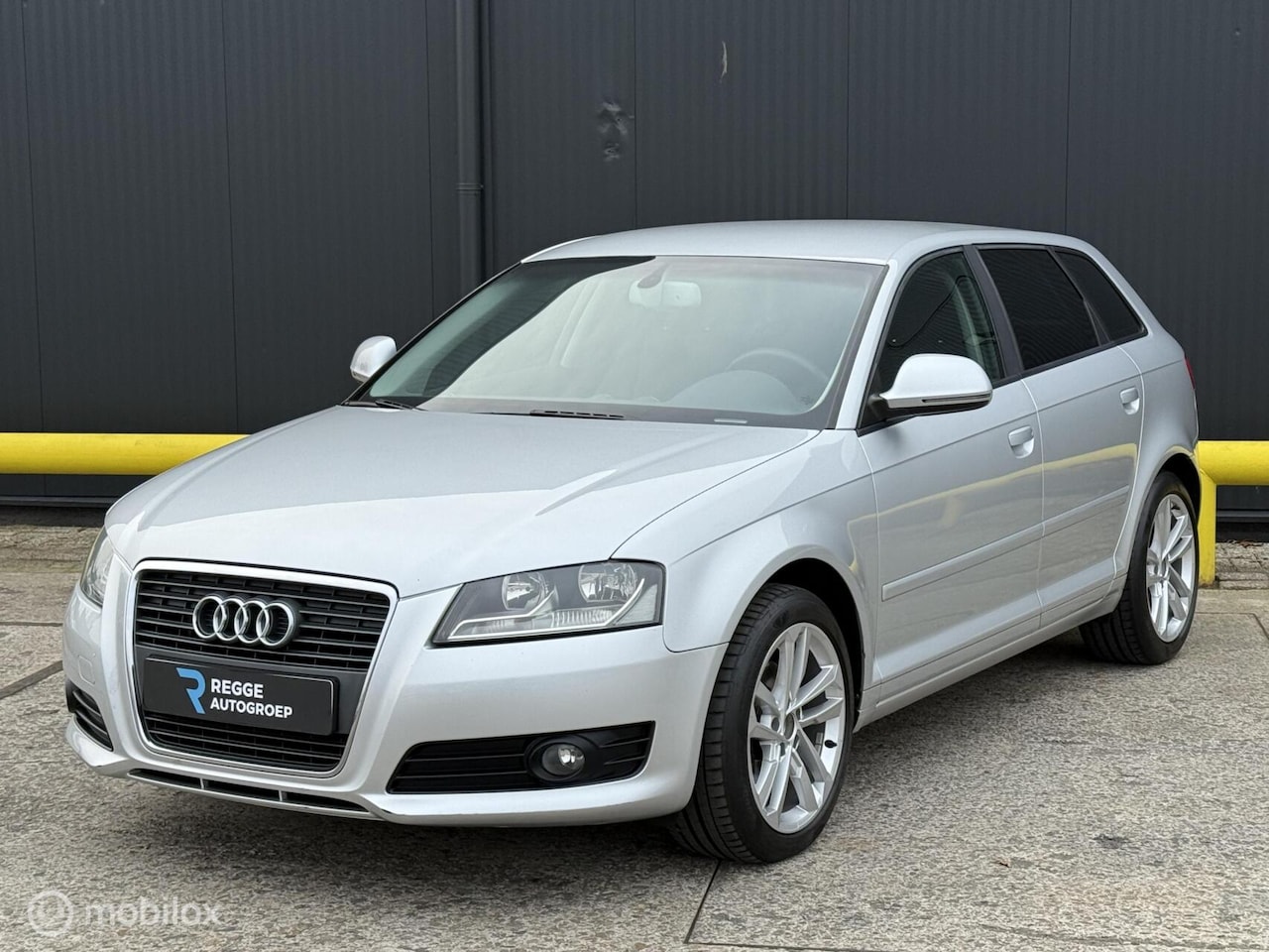 Audi A3 Sportback - 1.4 TFSI Ambition AUTOMAAT | PDC | ECC - AutoWereld.nl
