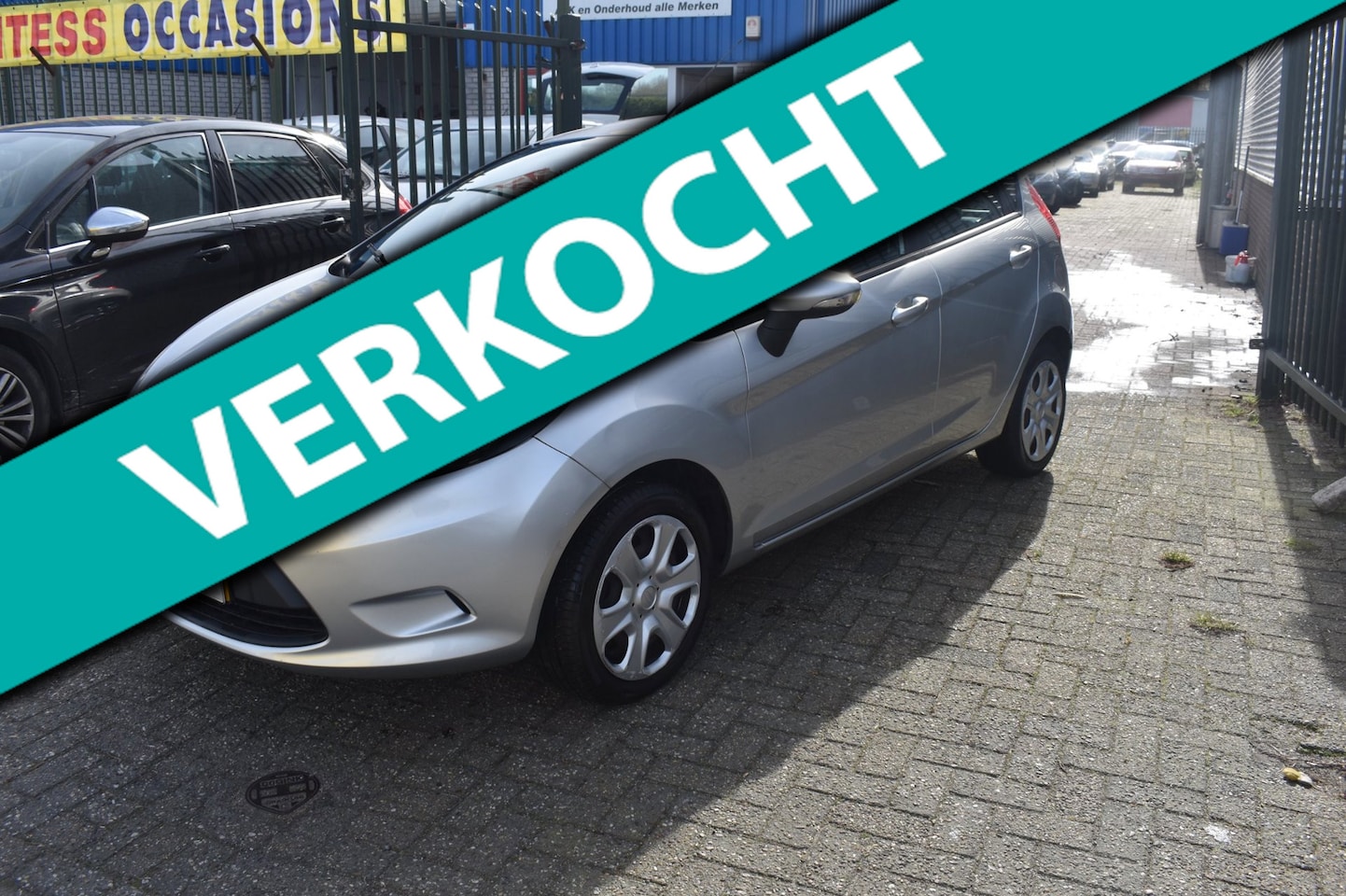Ford Fiesta - 1.25 Limited NIEUWE APK KEURING WEINIG KM - AutoWereld.nl