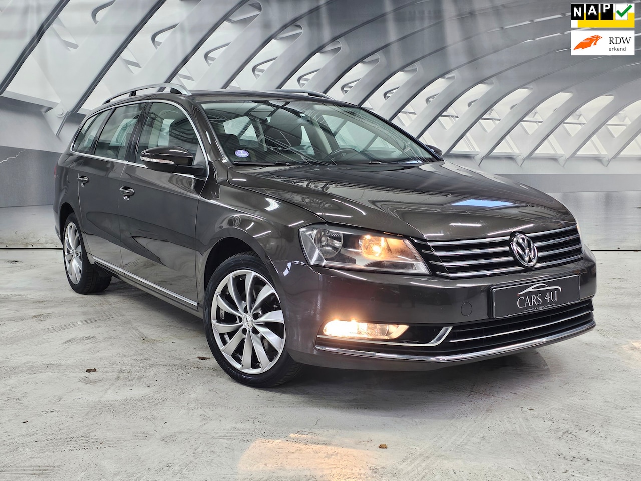Volkswagen Passat Variant - 1.4 TSI Highline BlueMotion half leer - AutoWereld.nl
