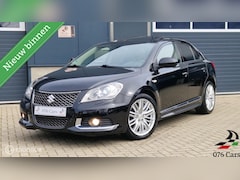 Suzuki Kizashi - 2.4 Sport AUTOMAAT LEDER SCHUIFDAK NETTE STAAT