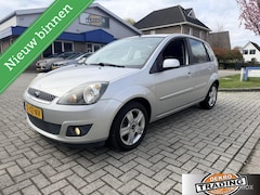 Ford Fiesta - 1.3-8V 5 deurs Futura XL 99.000 km NAP Airco