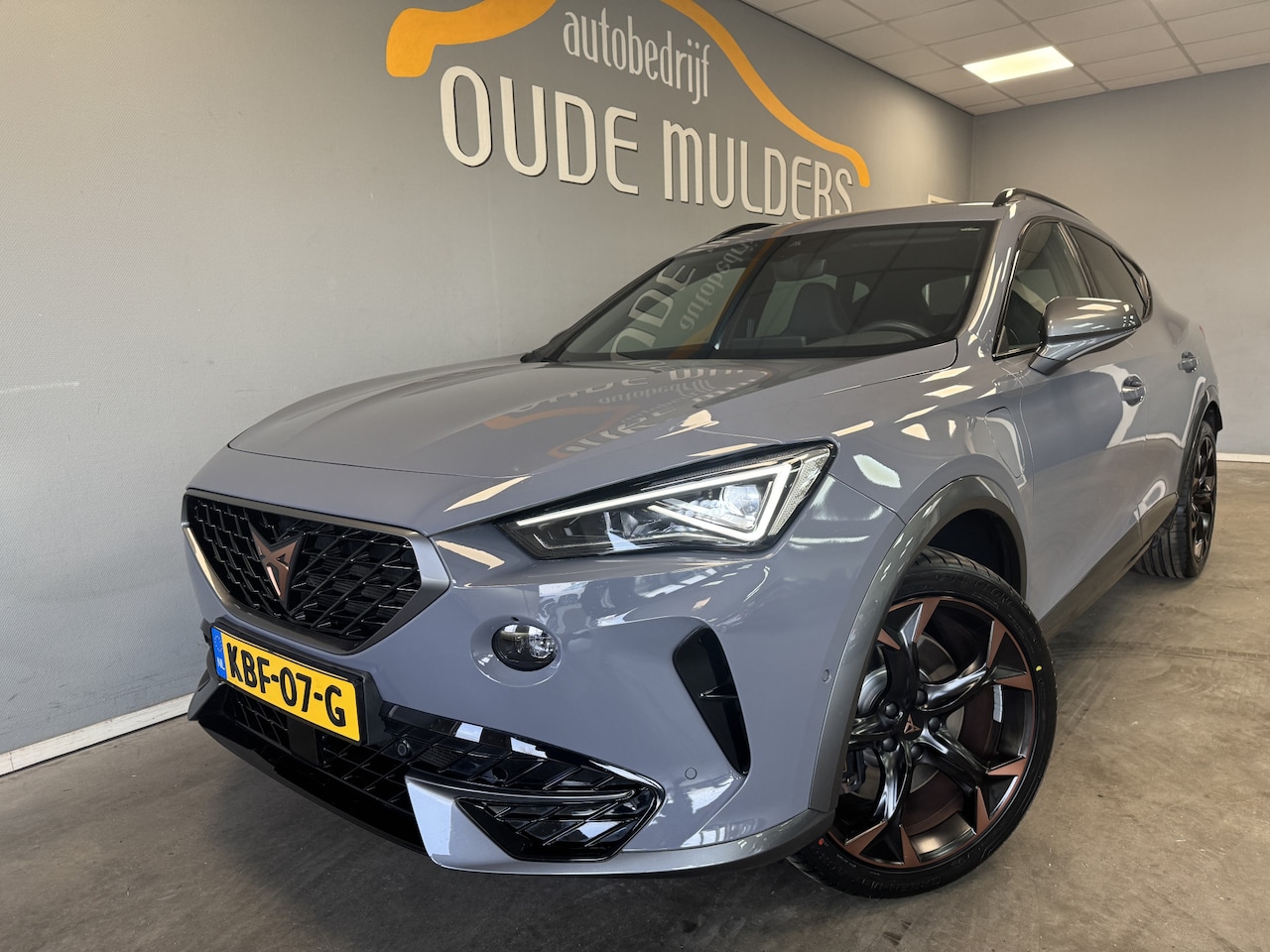 CUPRA Formentor - 1.4 e-Hybrid VZ Copper Edition Camera/Stoelverwarming/Cupra Knoppen/Sfeerverlichting - AutoWereld.nl