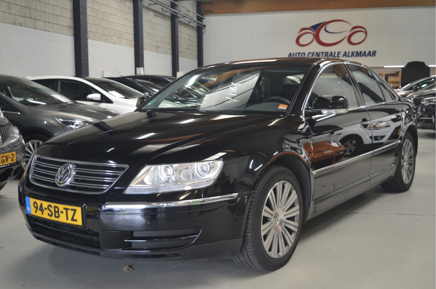 Volkswagen Phaeton - 3.2 V6 5p. 3.2 V6 5p. - AutoWereld.nl