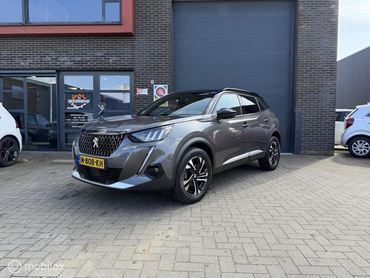 Peugeot 2008 - GT | 3D cockpit | CarPlay | Trekhaak | Garantie - AutoWereld.nl
