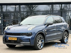 Lynk & Co 01 - 1.5 | Automaat | Panoramadak | 360° Camera | Adaptieve Cruise | Keyless | NL Auto | Fabrie