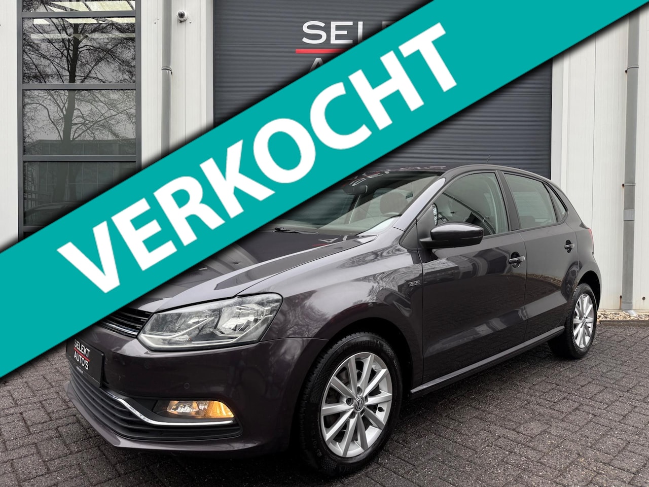 Volkswagen Polo - 1.2 TSI Lounge 90 Pk DSG Cruise/Climate/Navigatie/Bluetooth/PDC/Elekt Ramen/Elekt Spiegels - AutoWereld.nl