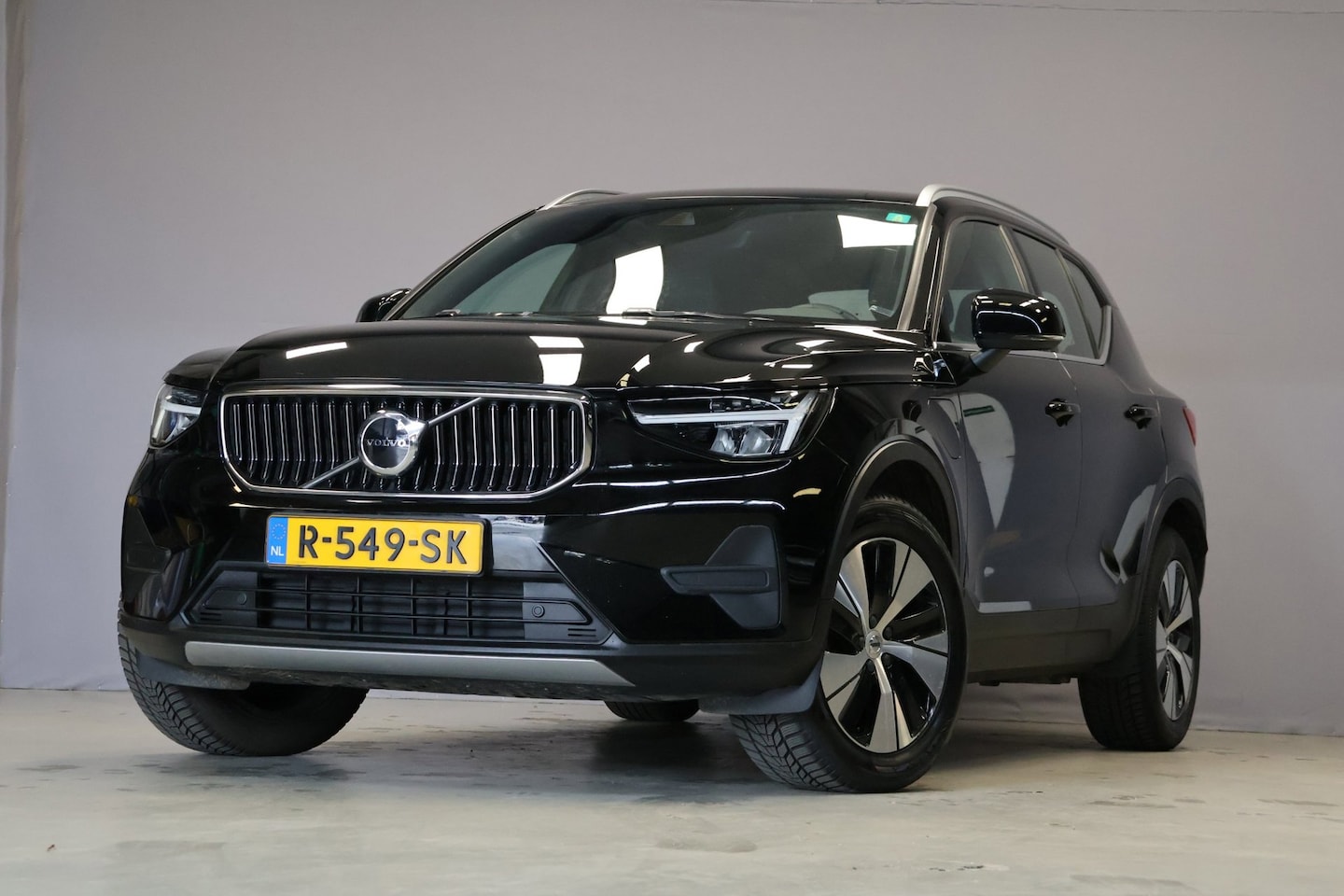 Volvo XC40 - 1.5 T4 Plug-in hybrid Plus Bright |Adaptive|Stoelverw| - AutoWereld.nl