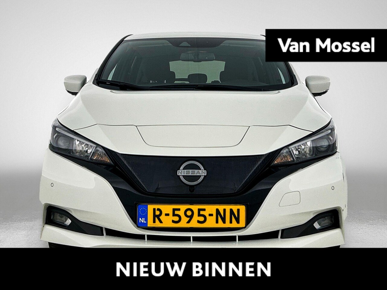 Nissan LEAF - N-Connecta 40 kWh | navigatiesysteem full map |airco automatisch | Apple Carplay/Android A - AutoWereld.nl