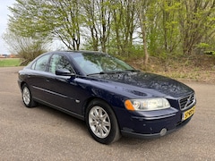 Volvo S60 - 2.0T Momentum | APK 03-2027