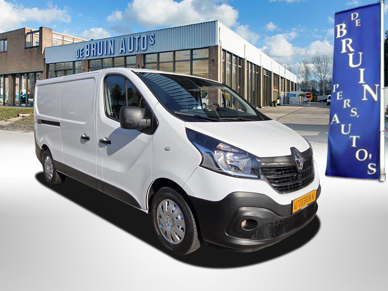 Renault Trafic - 2.0 dCi 120Pk /88kw L2 Airco Parkeersensor Trekhaak Business - AutoWereld.nl