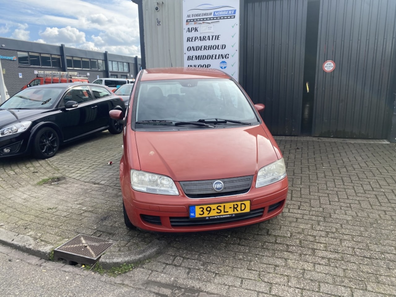 Fiat Idea - 1.4-16V Dynamic 1.4-16V Dynamic - AutoWereld.nl