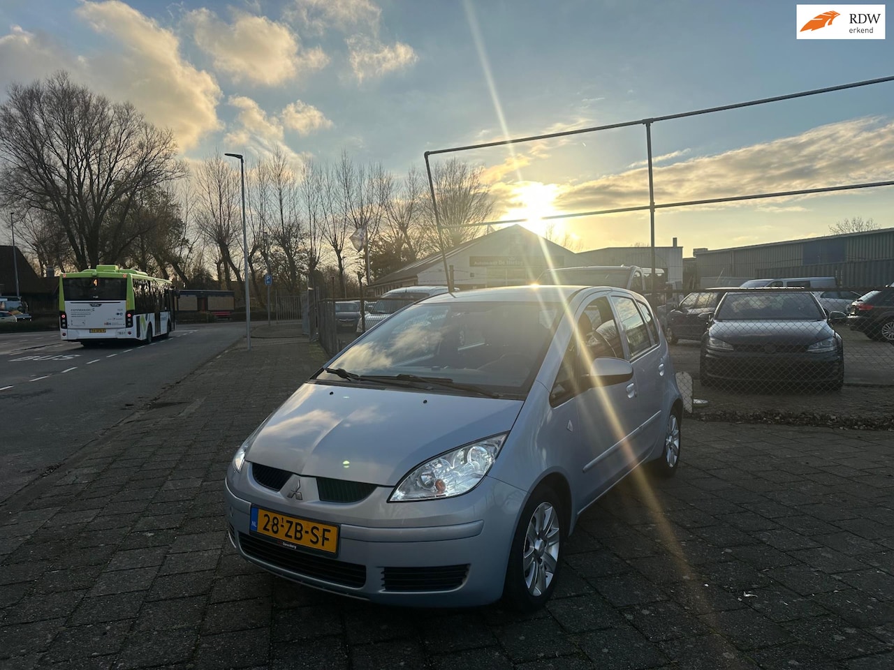 Mitsubishi Colt - 1.3 Invite LPG AUTOMAAT AIRCO CRUISE NW APK UNIEK!!! - AutoWereld.nl