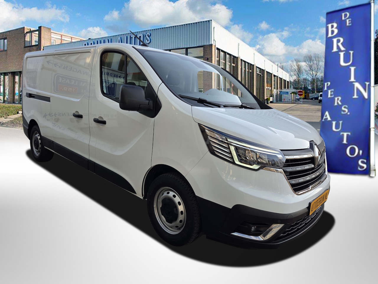 Renault Trafic - 2.0 dCi 130Pk/ 96 Kw Nieuw model L2 Business Airco Cruisecontrol Achteruitrijcamera - AutoWereld.nl