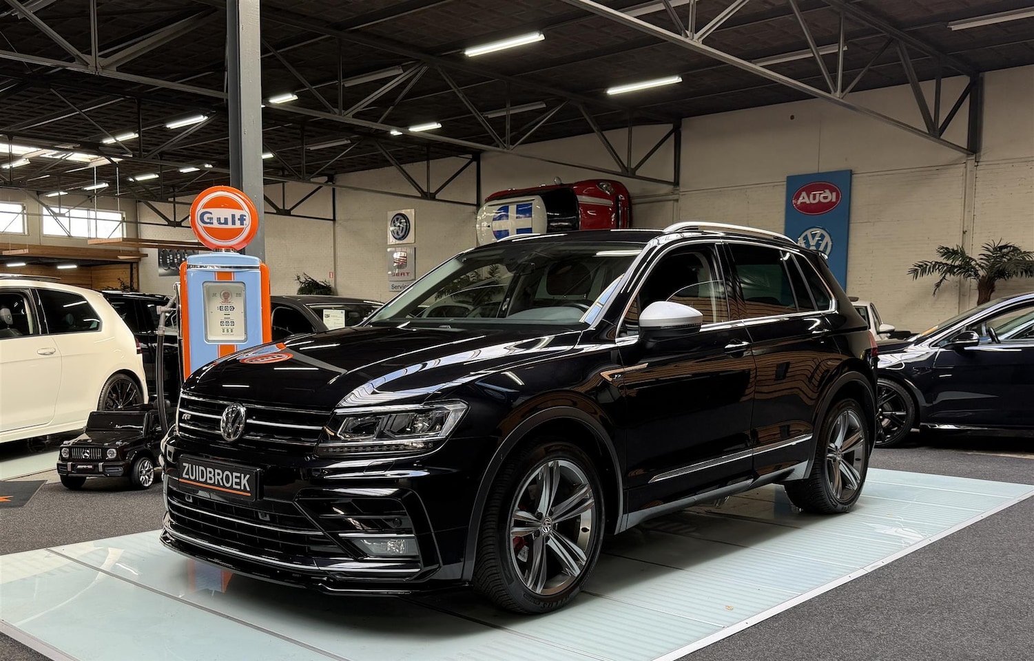Volkswagen Tiguan - 1.4 TSI R-Line! Maxton! Xenon! Navi! Trekhaak! Cruise! - AutoWereld.nl