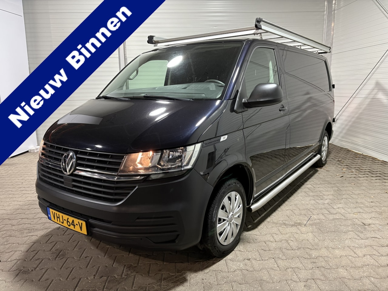 Volkswagen Transporter - 2.0 TDI L2H1 28 VVB483 Prijs zoals getoond - AutoWereld.nl