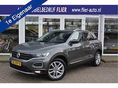 Volkswagen T-Roc - 1.5 150PK TSI Sport ✅ Orig. NL ✅ Adaptive ✅ StoelVW ✅ StuurVW ✅ Trekhaak ✅