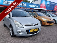 Hyundai i20 - 1.2i i-Motion Airco 5 Deurs Nw APK 3 Mnd Garantie