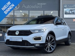 Volkswagen T-Roc - 2.0 TSI 4Motion Sport Pano CarPlay Beats