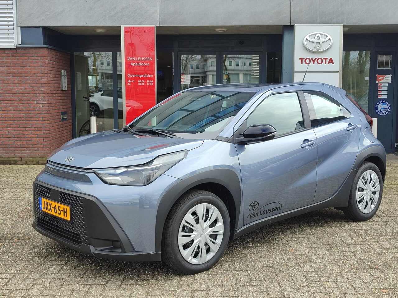Toyota Aygo X - Hybrid 115 PLAY CLIMA AD-CRUISE APPLE/ANDROID BLUETOOTH AD-CRUISE CAMERA - AutoWereld.nl
