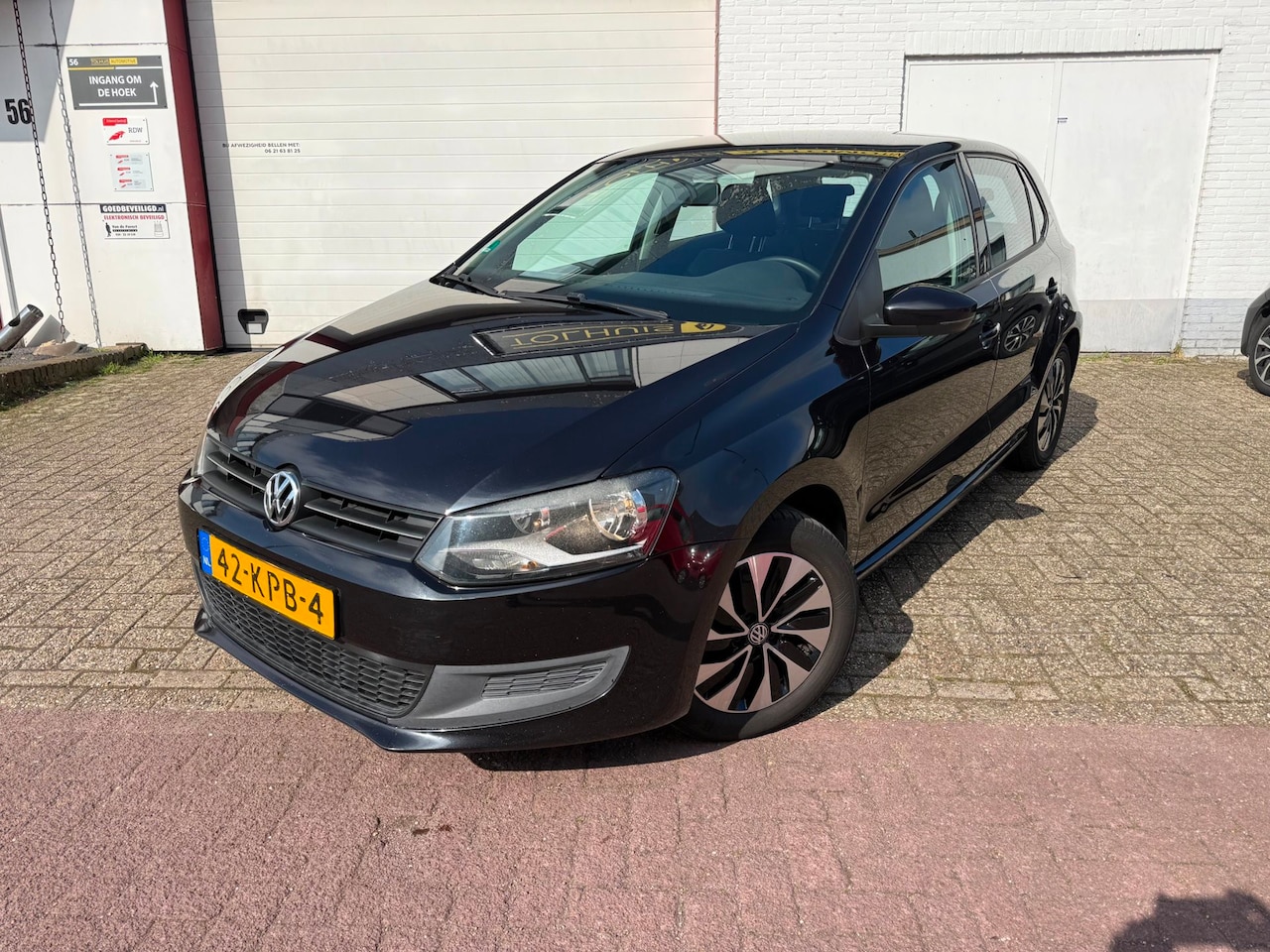 Volkswagen Polo - 1.2-12V Comfortline |NIEUW |APK |NIEUWE KETTING|FULL ONDERHOUD |CAR PLAY| - AutoWereld.nl