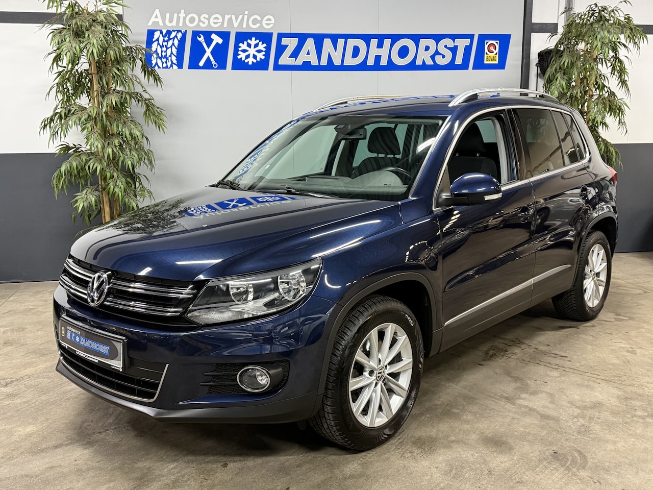 Volkswagen Tiguan - 1.4 TSI Sport&Style Highline // Stoelverw // Ecc // LM velgen - AutoWereld.nl