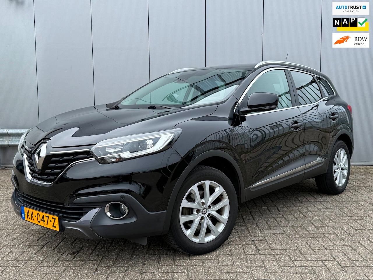 Renault Kadjar - 1.2 TCe Intens | Navigatie | Parkeersensoren | Trekhaak | - AutoWereld.nl