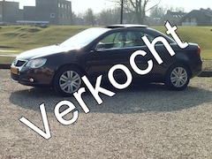 Volkswagen Eos - 2.0-16v FSI - Airco - Leer * Storing dak