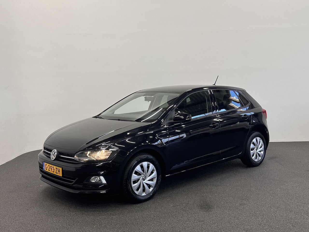 Volkswagen Polo - 1.0 TSI Comfortline Airco Navi Carplay Adaptive Cruise Control Armsteun Privacy Glass - AutoWereld.nl
