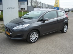 Ford Fiesta - 1.0 3D Style Nieuwe Distributie - lage km-stand