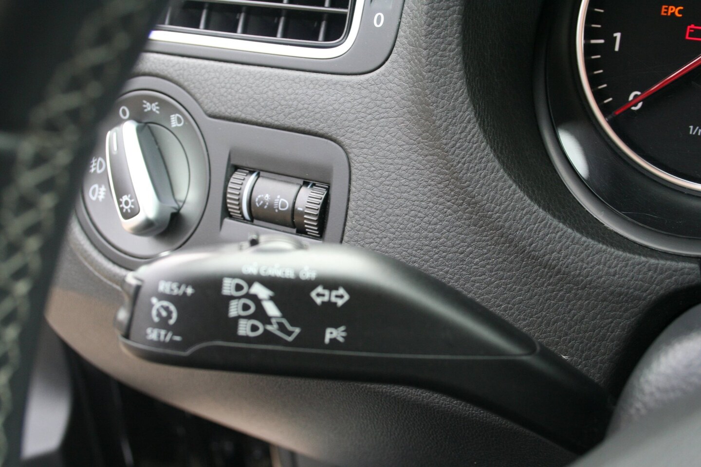 Volkswagen Polo - 1.2-12V LIFE