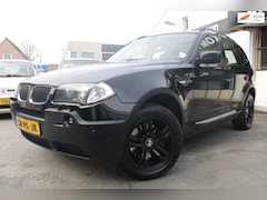 BMW X3 - 3.0i Executive Automaat |Airco | Cruise control | Pano | Parkeersensoren | Stoelverwarming