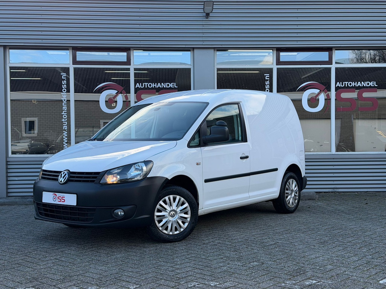 Volkswagen Caddy - 1.6 TDI MARGE EXPORT AIRCO TREKHAAK CRUISE NAVI SCHUIFDEUR - AutoWereld.nl