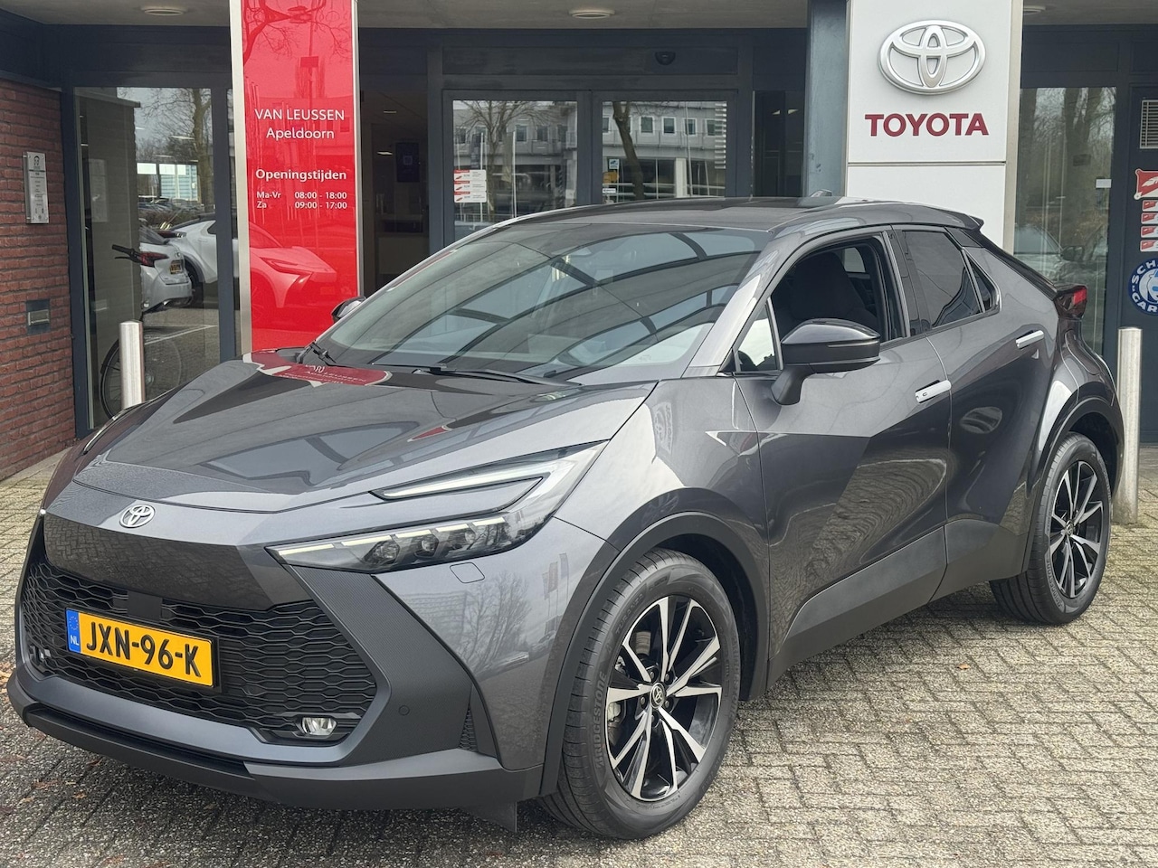 Toyota C-HR - 1.8 Hybrid 140 DYNAMIC STOEL/STUURVERW EL-ACHTERKLEP BLIND SPOT KEYLESS 18'' LM-VELGEN PRI - AutoWereld.nl