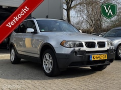 BMW X3 - 2.5i Executive |Automaat | Trekhaak | stoelverwarming