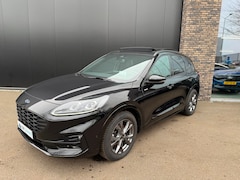 Ford Kuga - 1.5 Eco 150pk ST-Line X Navi, Trekhaak, Panorama, HUD, Camera's BOMVOL