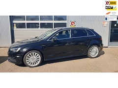 Audi A3 Sportback - 1.4 e-tron S-line Pano dak full led matrix Pro Line plus