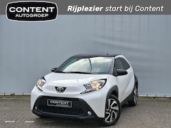 Toyota Aygo X - 1.0 VVT-i MT 72pk S-CVT Envy l Carplay l Cruise l Clima l 14.000 KM