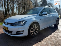 Volkswagen Golf - 1.4 TSI Business Edition R Panoramisch Schuif-/Kanteldak