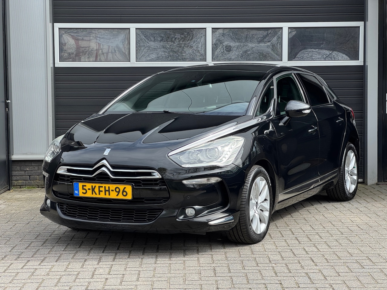 Citroën DS5 - 1.6 THP Business Executive Automaat, Pano, Camera, NAP - AutoWereld.nl