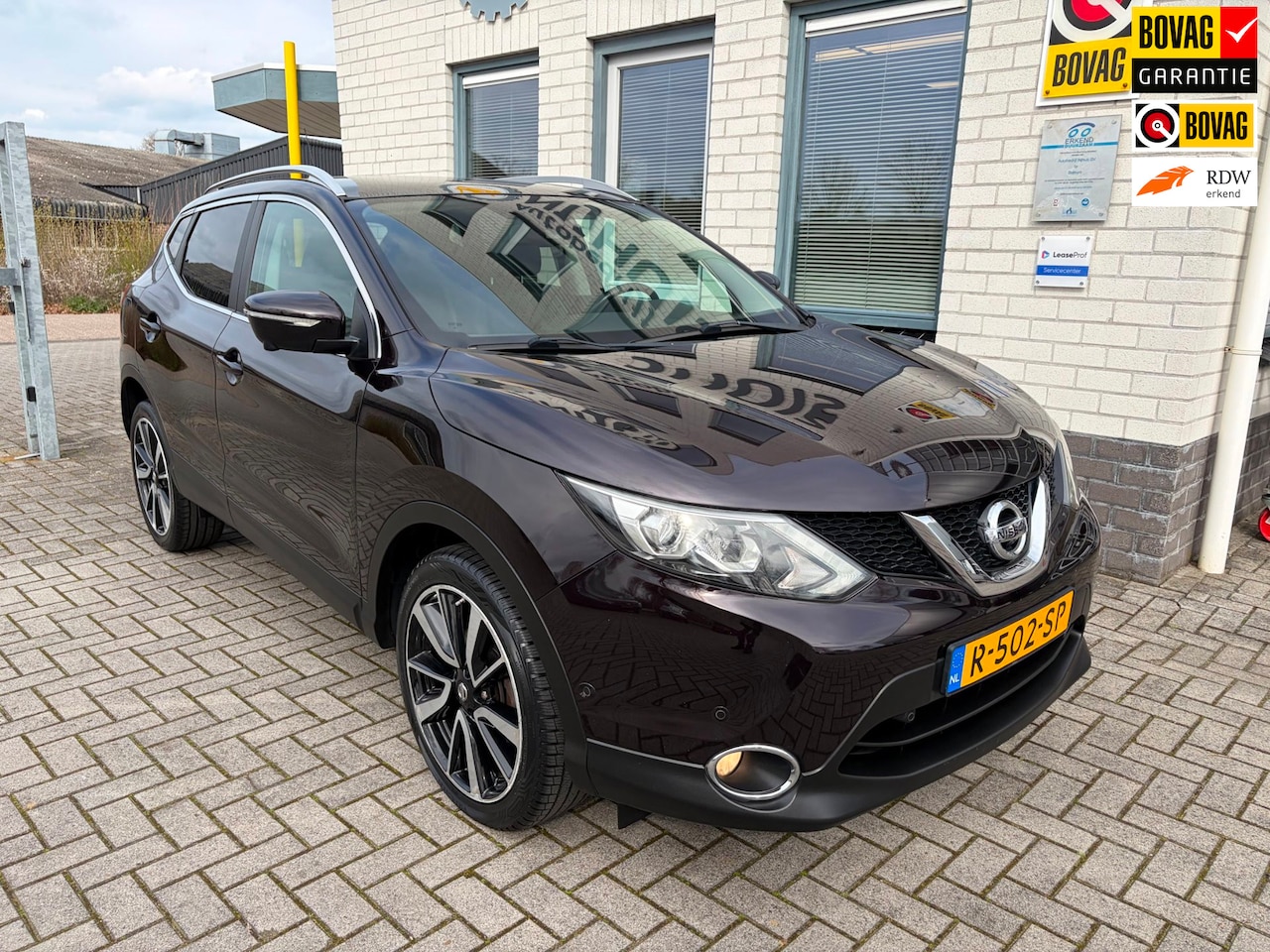 Nissan Qashqai - 1.2 Tekna / Nieuwe ketting / 360 camera / Telefoon / Panorama dak / Climate Controle / Cru - AutoWereld.nl