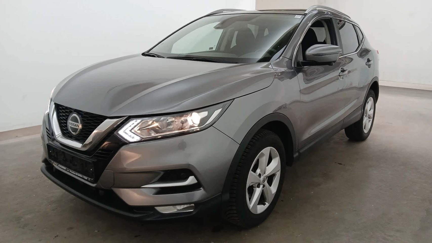 Nissan Qashqai - 1.2 N-Connecta Panodak, 360 Camera, Keyless - AutoWereld.nl