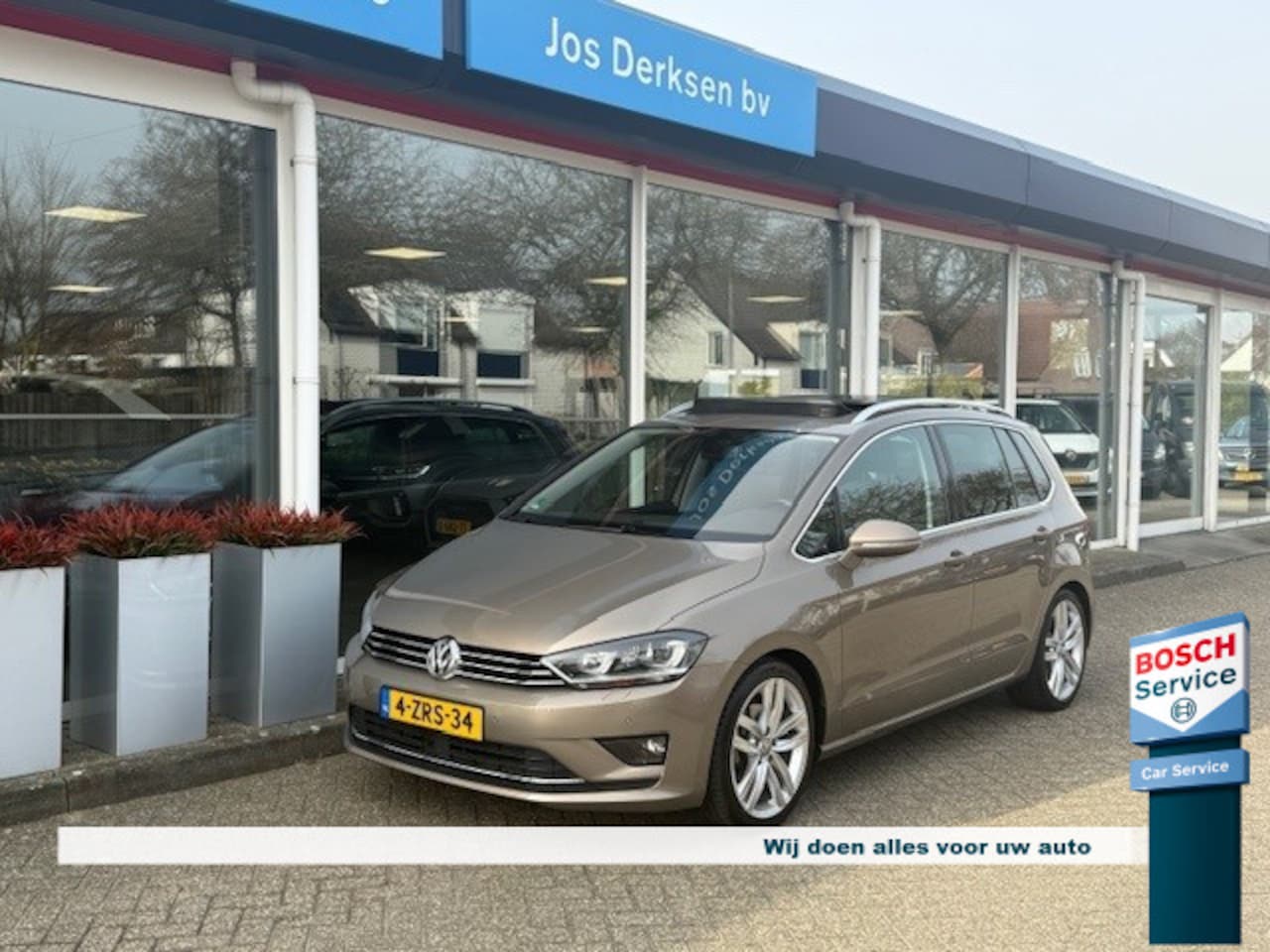 Volkswagen Golf Sportsvan - 1.4 TSI 150pk Highline DSG - Pano | ACC | Camera | Stoelverw. | Massage | Afn. trekhaak - AutoWereld.nl